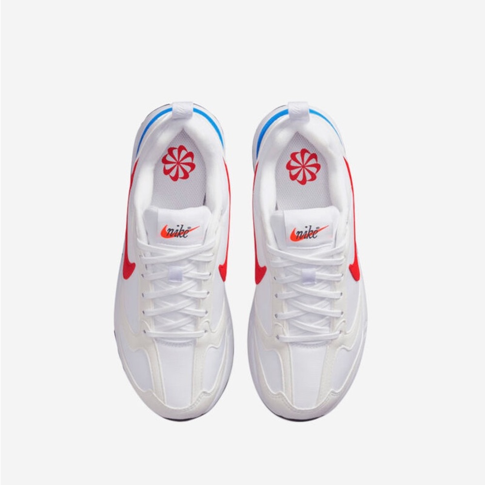 Nike Air Max Dawn
Boys' Grade School - Picture 4 of 5